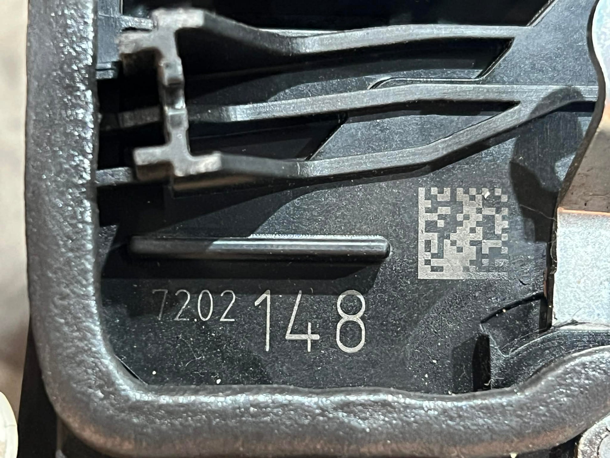 BMW 1 2 3 4 5 6 7 X SERIES FRONT RIGHT DOOR LOCK 7202148 - LRI Autoparts