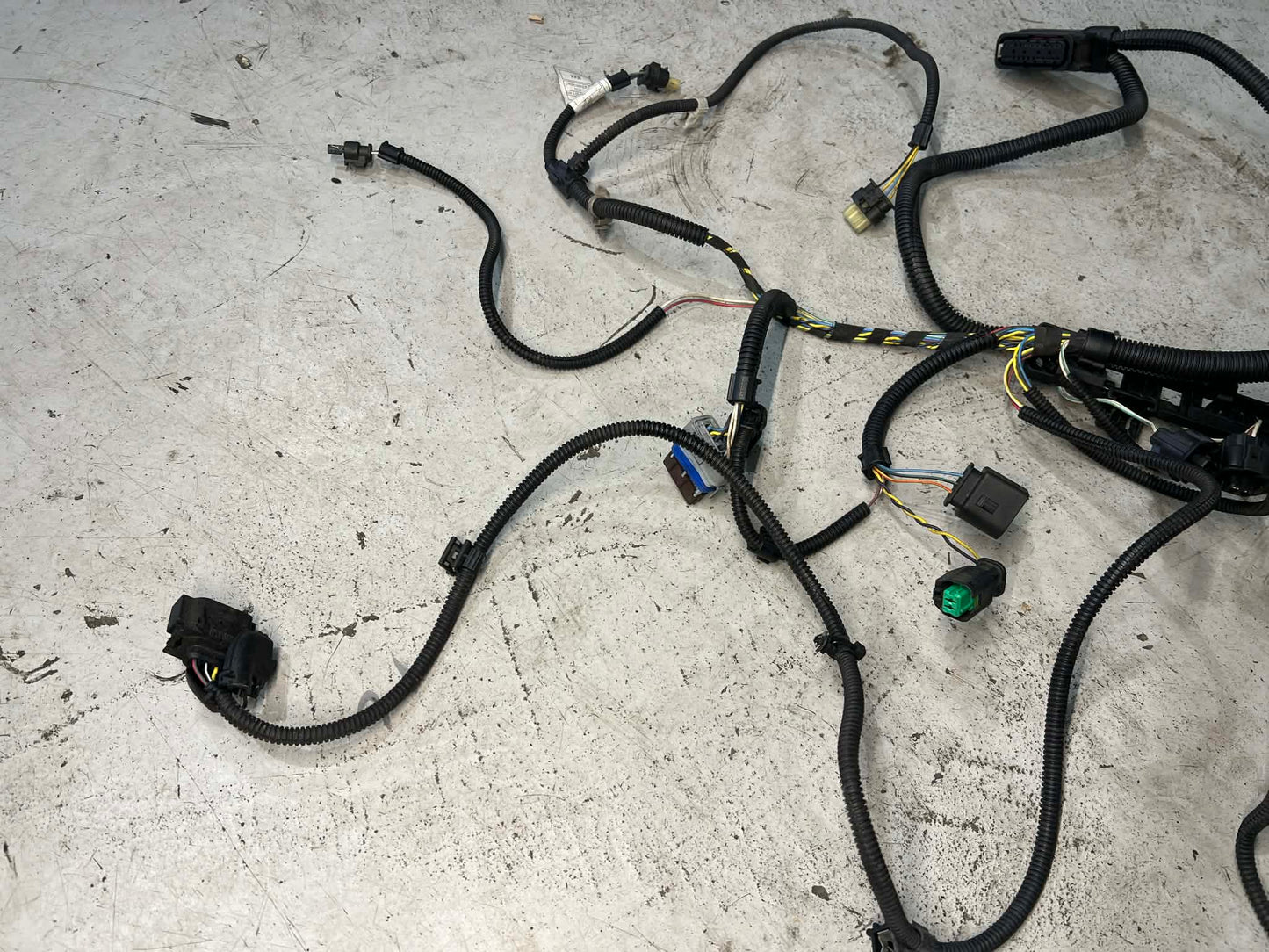 BMW F20 / F30 N13 Main Engine Wiring Harness - 7608804 / 7607975 - LRI Autoparts