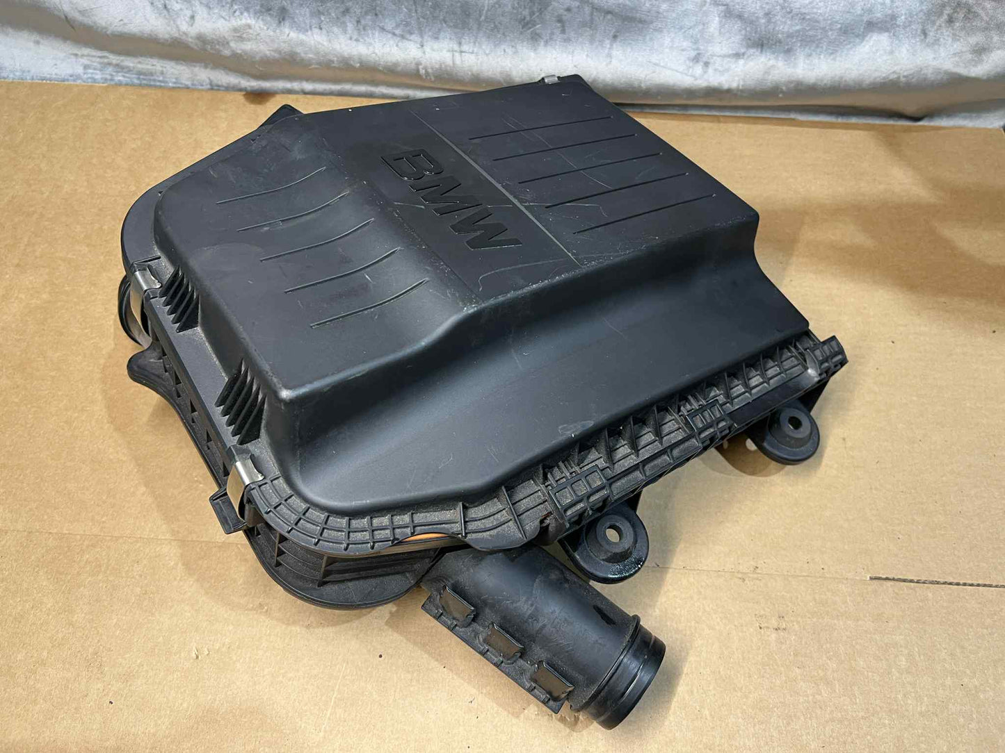 BMW 1 3 SERIES N54 135I 335I AIR INTAKE 7556547