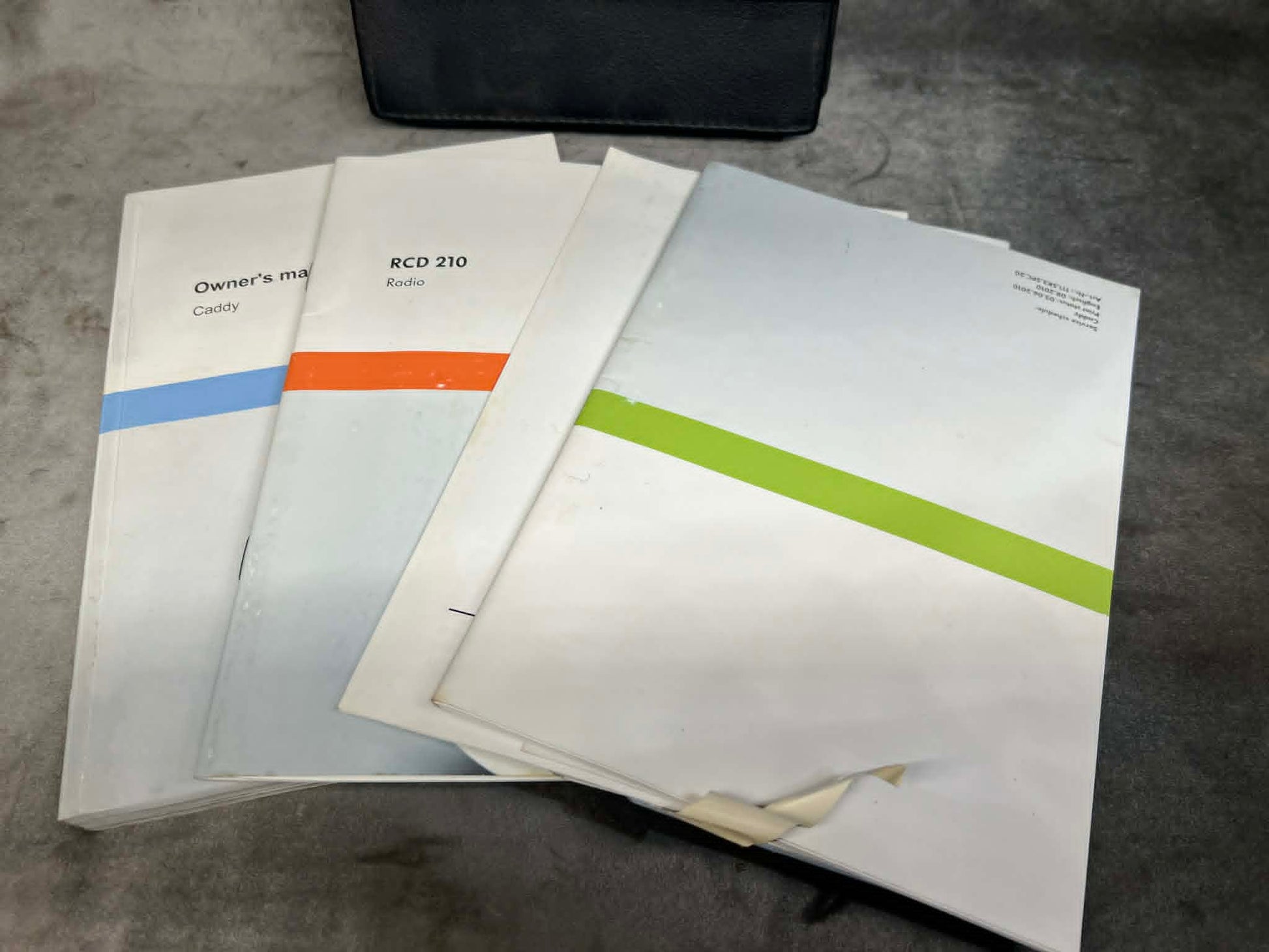 VW Caddy (2011 onwards) Owners Manual / User Handbook (Used, RHD Australia) - LRI Autoparts