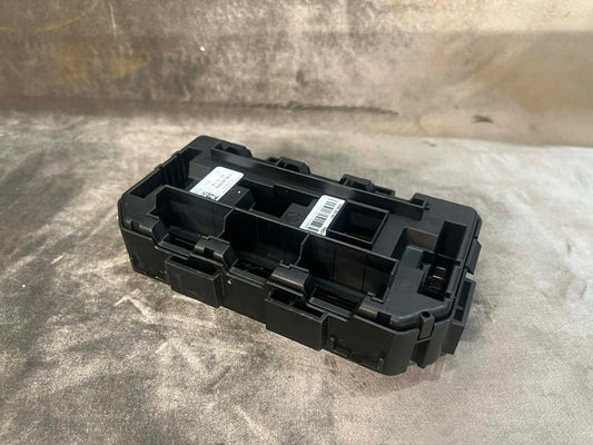 BMW 1 SERIES F20 FUSE RELAY BOX 922487903