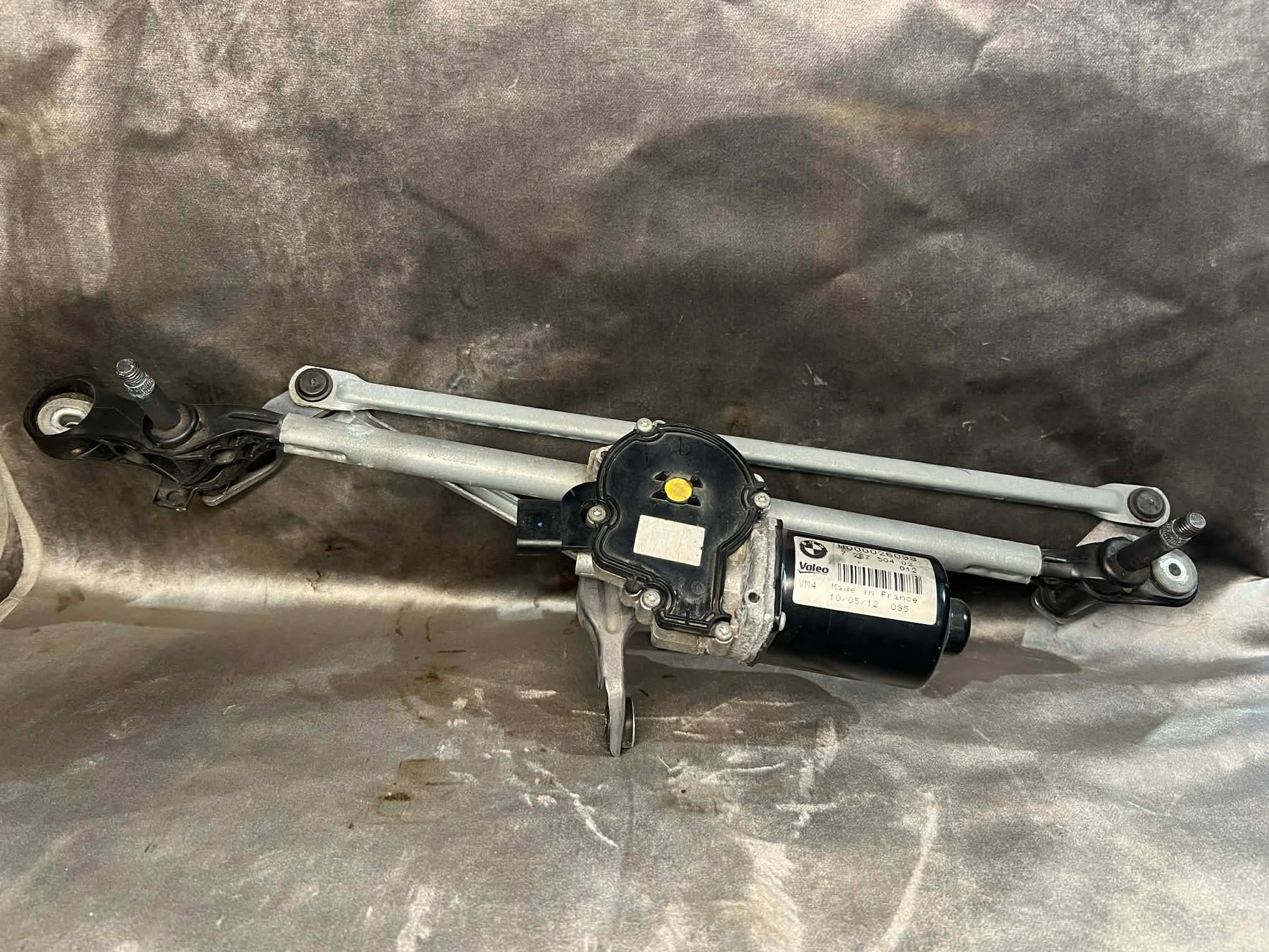 BMW 1 2 3 SERIES F20 F22 F30 F31 FRONT WIPER MOTOR 7267504 - LRI Autoparts