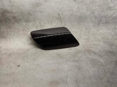 BMW E92 E93 LCI Headlight Washer Cover - Right Side 61677253394