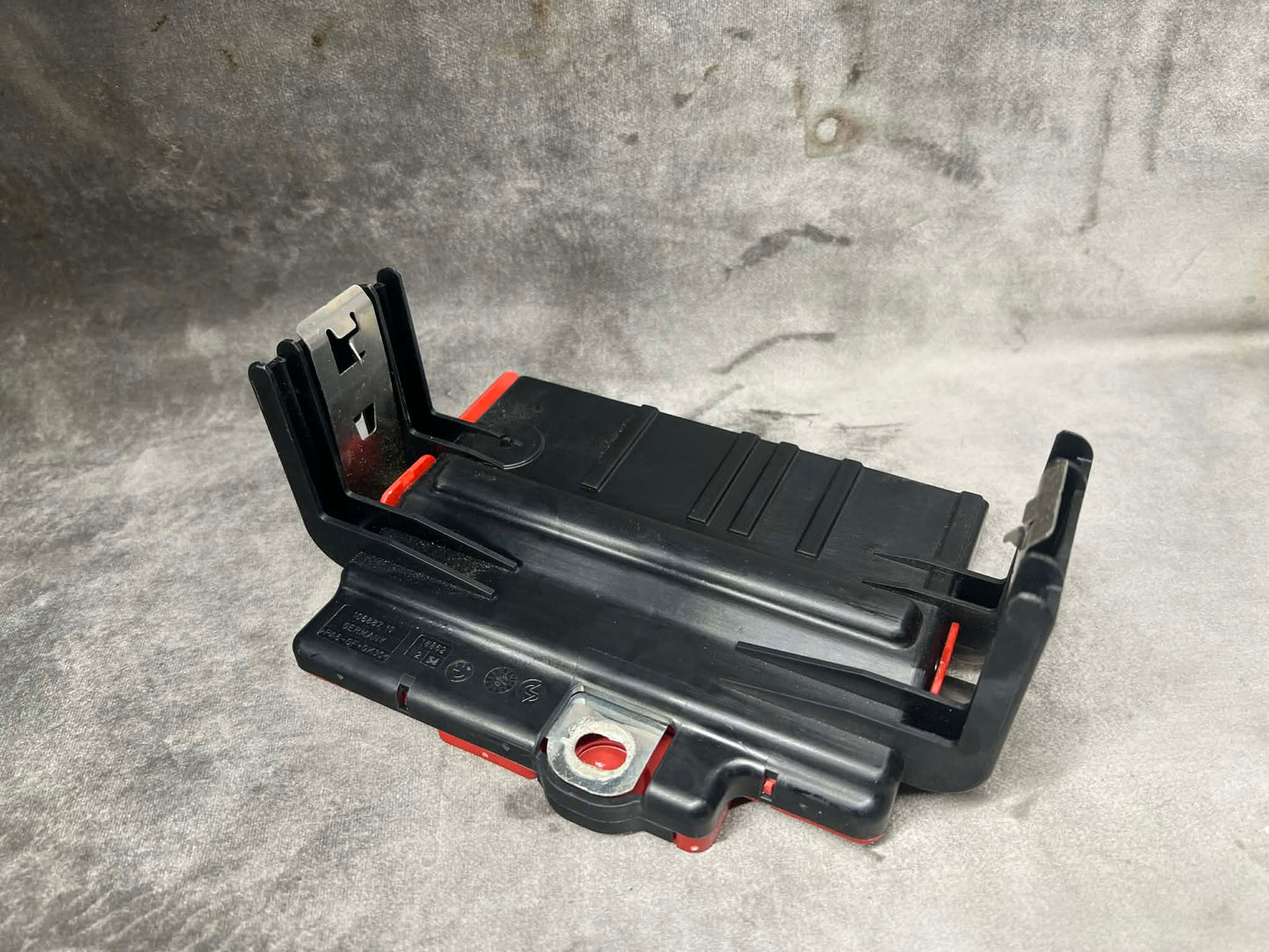 BMW 1 3 X1 SERIES 1 E81 E82 E87 E88 E90 E91 E92 POWER DISTRIBUTION BOX 6942912 - LRI Autoparts
