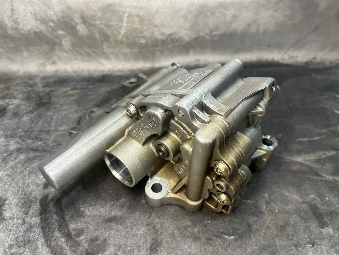 BMW 1 3 SERIES N54 OIL PUMP 7560250