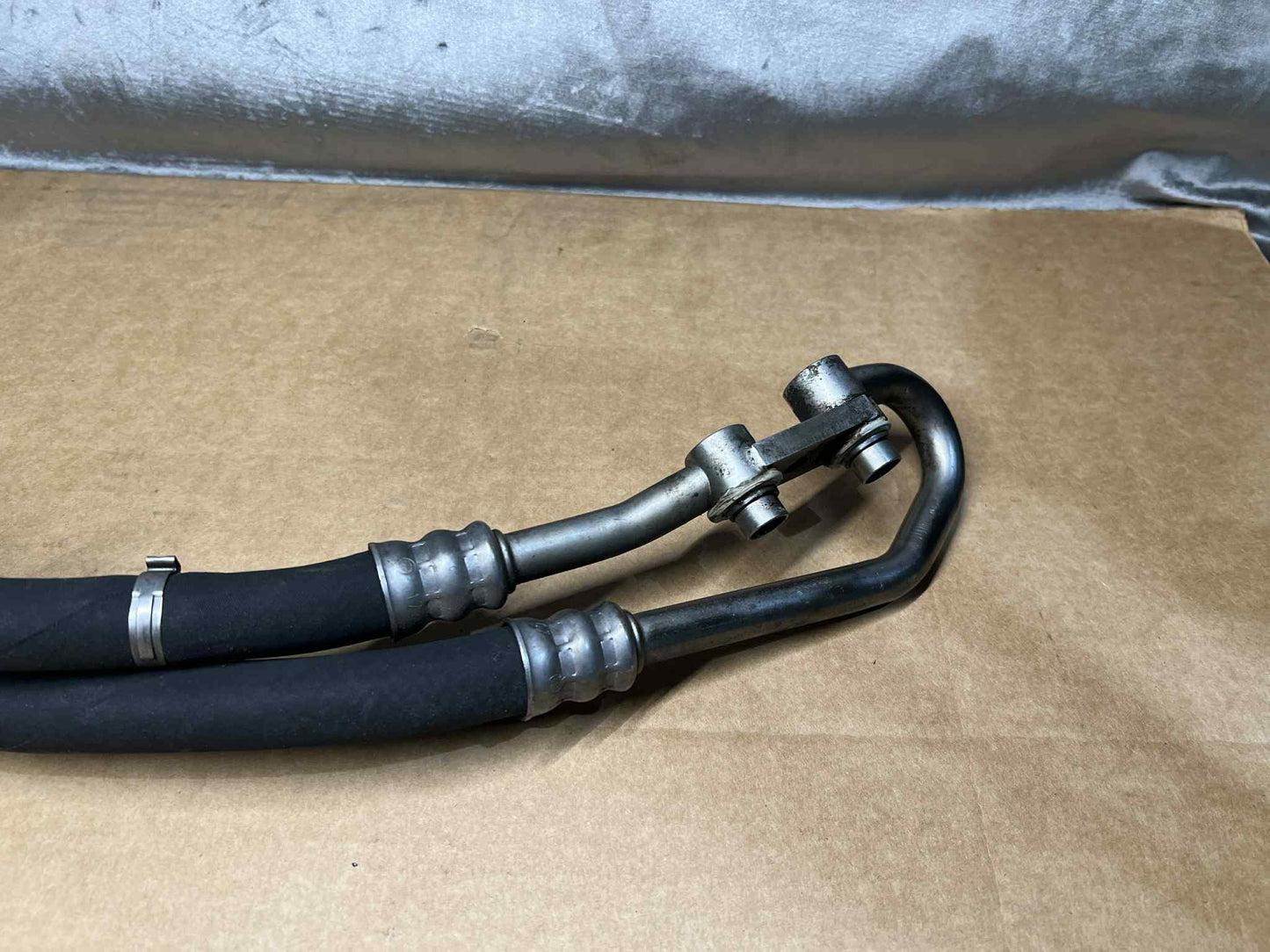 BMW 3 SERIES E90 E91 E92 E93 N54 N55 OIL COOLER LINES 7567207 7567208