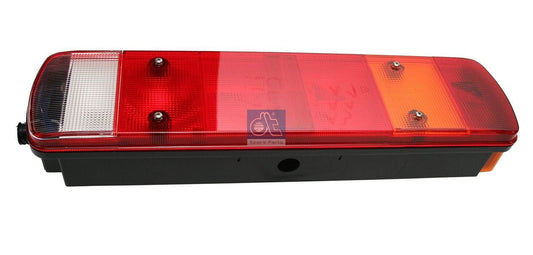 Scania Rear Light (OEM 1545607) Heavy Truck