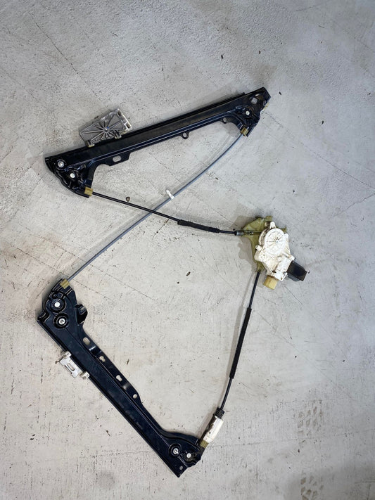 BMW 3 SERIES E93 RIGHT WINDOW REGULATOR 0130822203