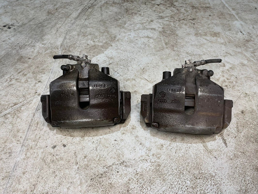 VW AUDI GOLF A3 GTI PASSAT FRONT BRAKE CALIPER SET