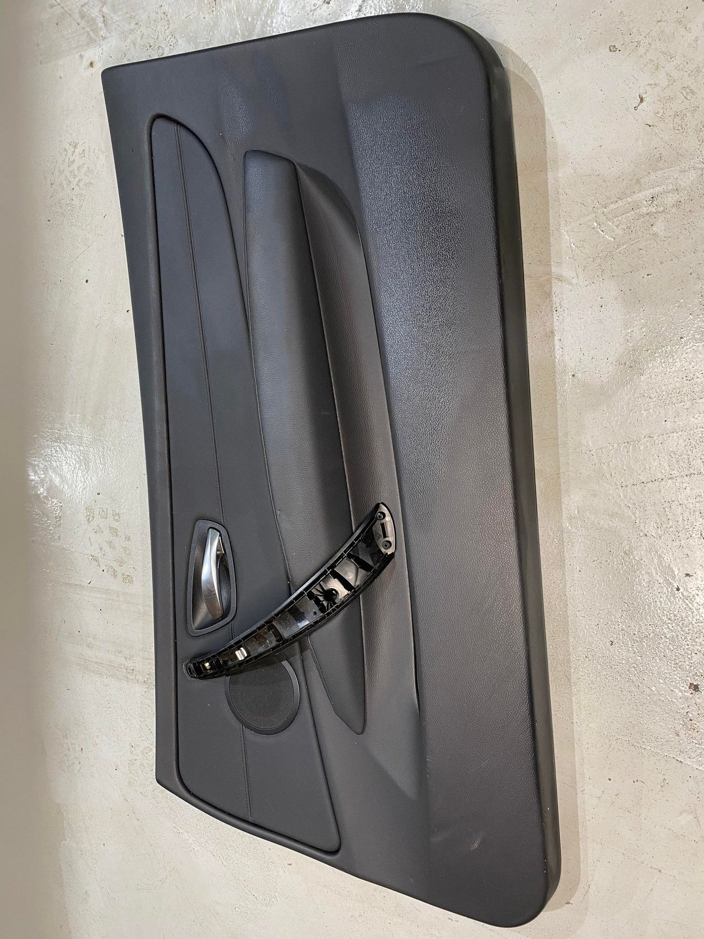 BMW 1 SERIES E82 E88 FRONT RIGHT DRIVERS DOOR CARD