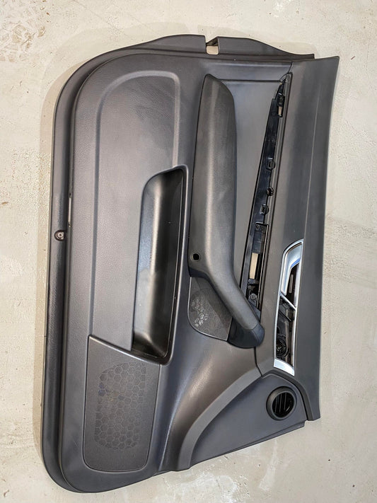 AUDI A6 C6 FORNT LEFT DOOR CARD 4F1867105