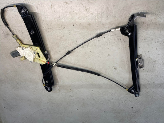 BMW 1 SERIES E87 FRONT LEFT WINDOW REGULATOR 7286141