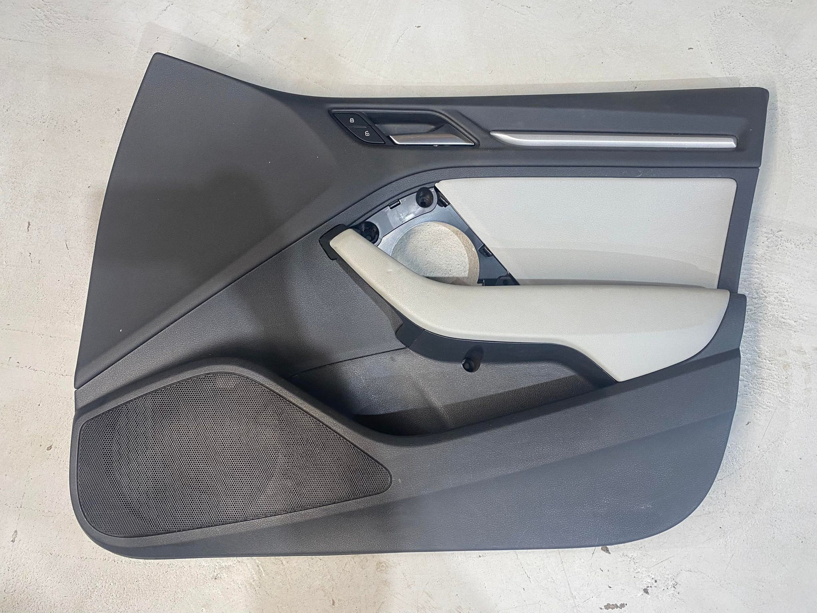 AUDI A3 8V FRONT RIGHT DOOR CARD 8V4867106 - LRI Autoparts