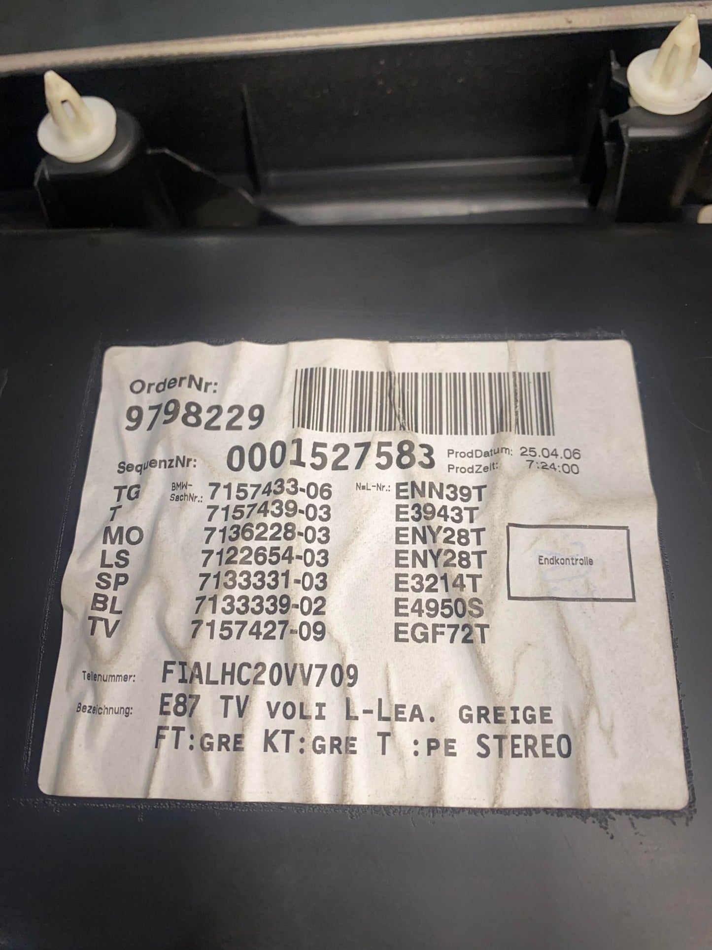 BMW 1 SERIES E87 PRE LCI FRONT LEFT DOOR CARD BIEGE