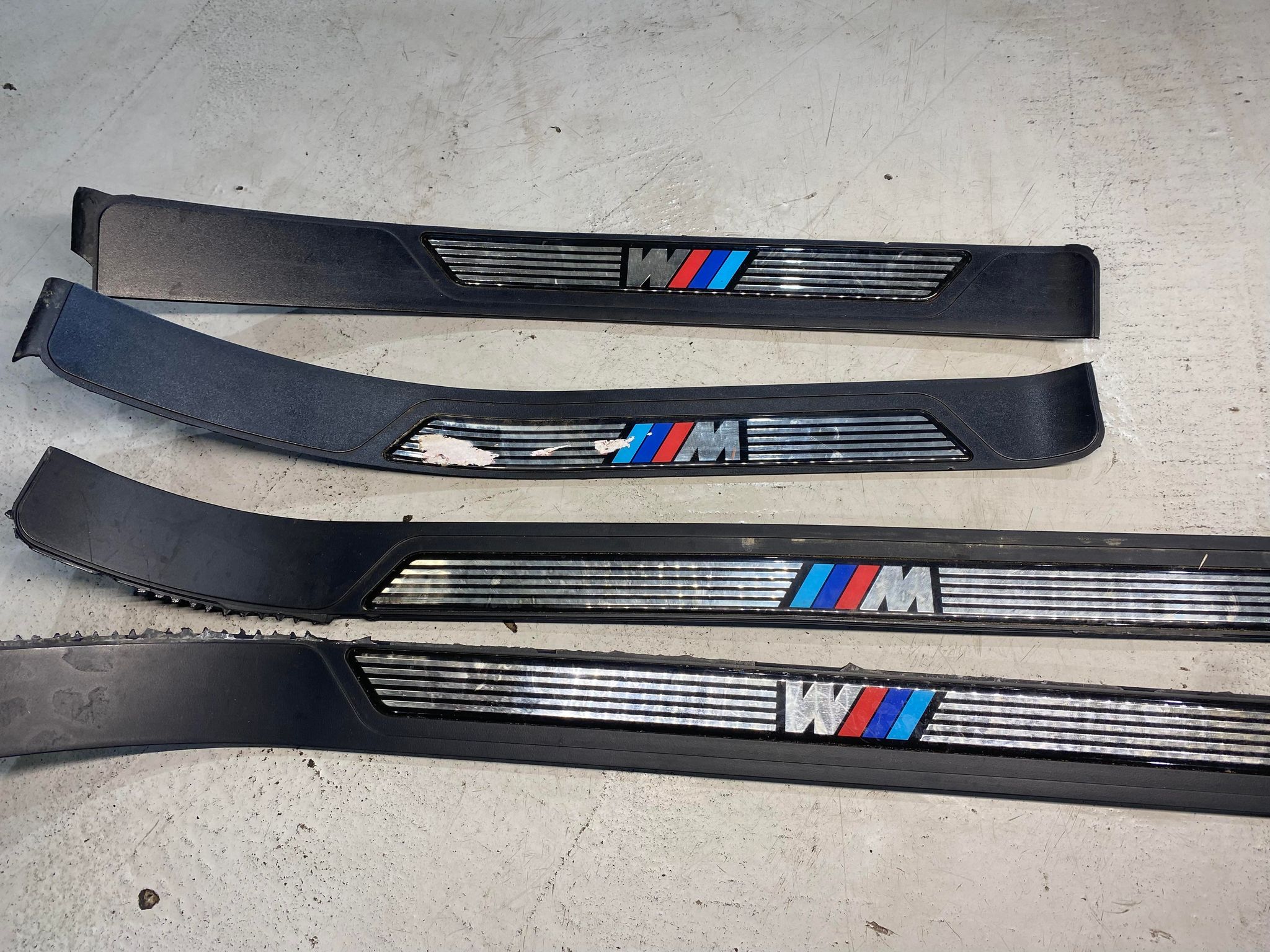 BMW 5 SERIES E39 DOOR SILL SET – LRI Autoparts