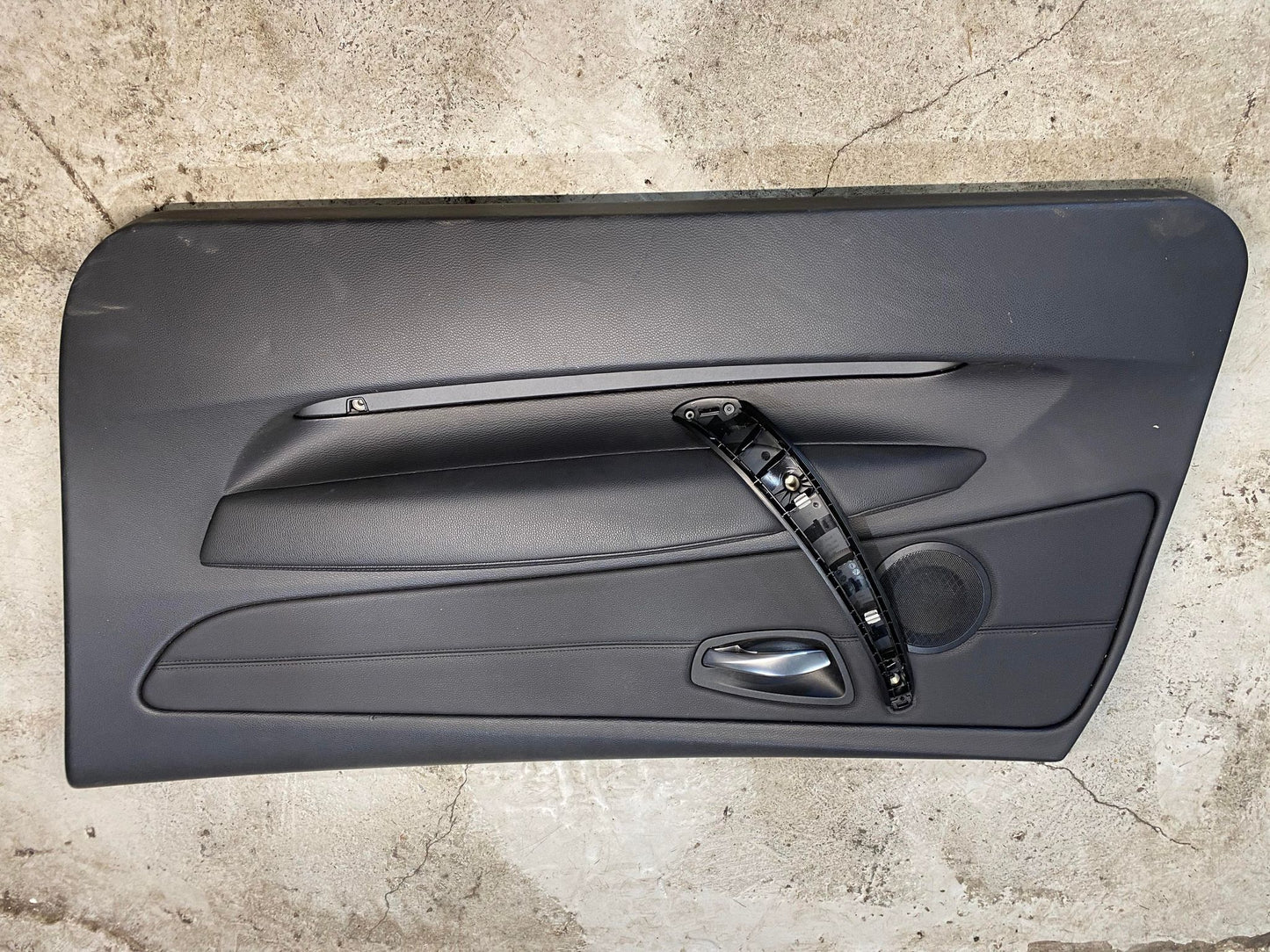 BMW 1 SERIES E82 E88 FRONT RIGHT DRIVERS DOOR CARD