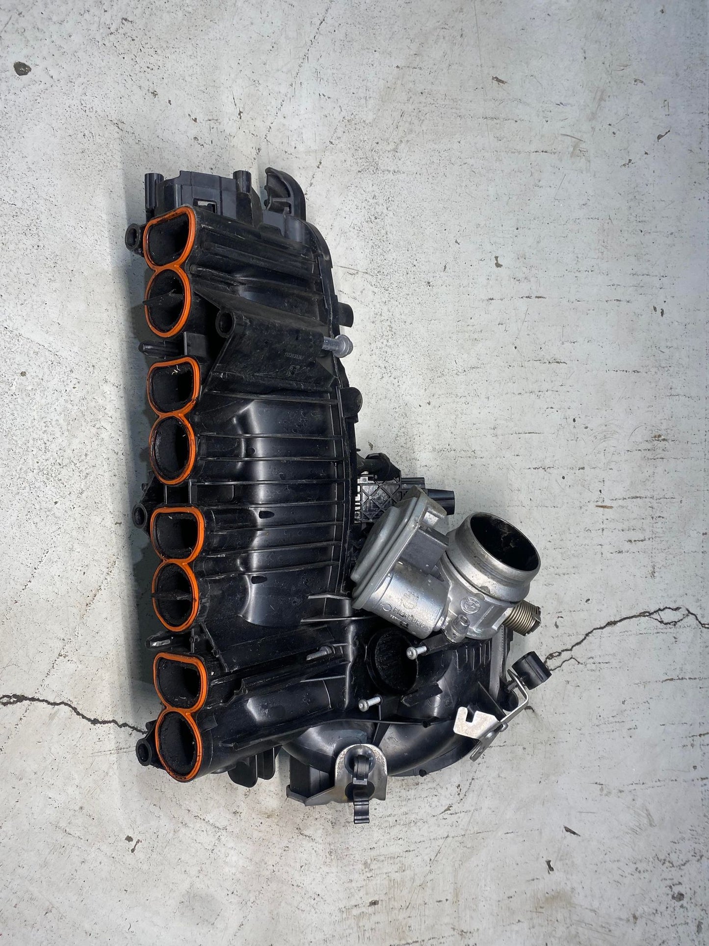 BMW 1 3 SERIES N47 INTAKE MANIFOLD 7810179