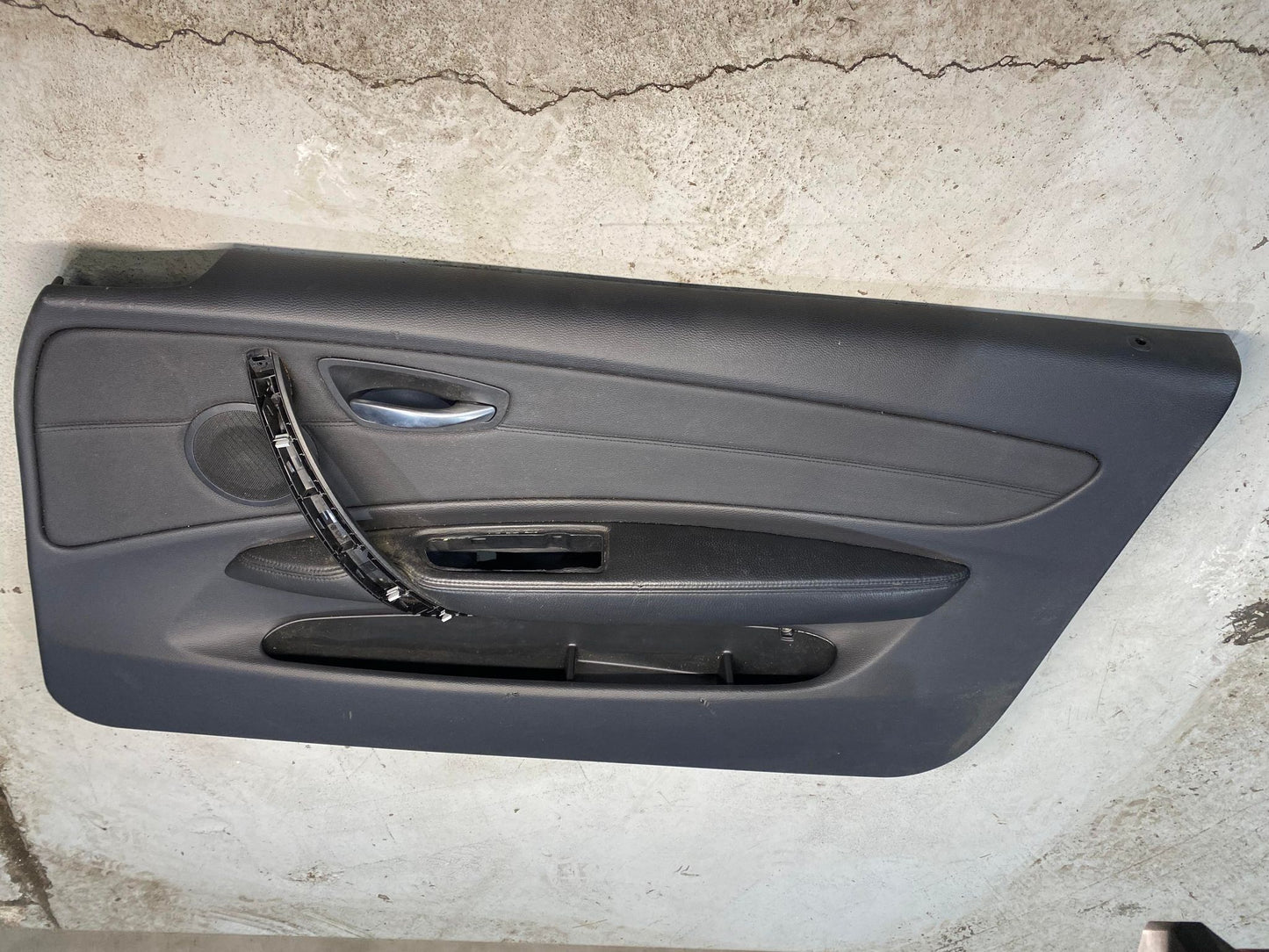 BMW 1 SERIES E82 E88 FRONT RIGHT DRIVERS DOOR CARD
