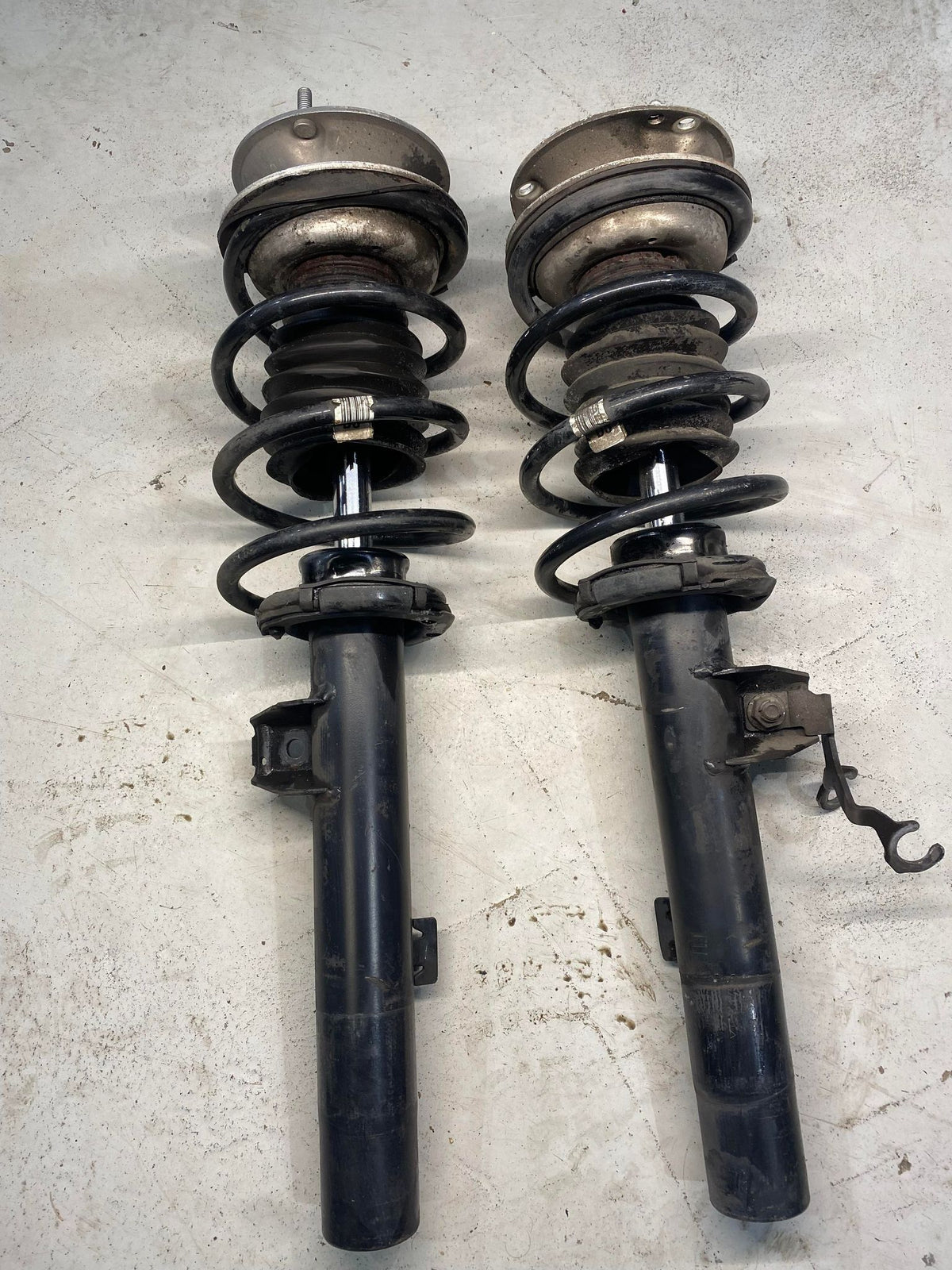 BMW 1 SERIES E82 E88 OEM FRONT SHOCK ABSORBER SET - LRI Autoparts