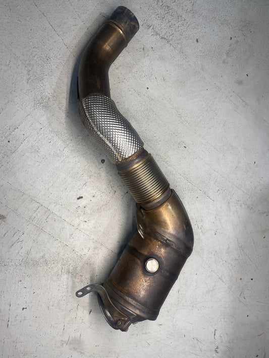 BMW X5M X6M S63R CATALYTIC CONVERTER CYLINDER 1-4 7847985