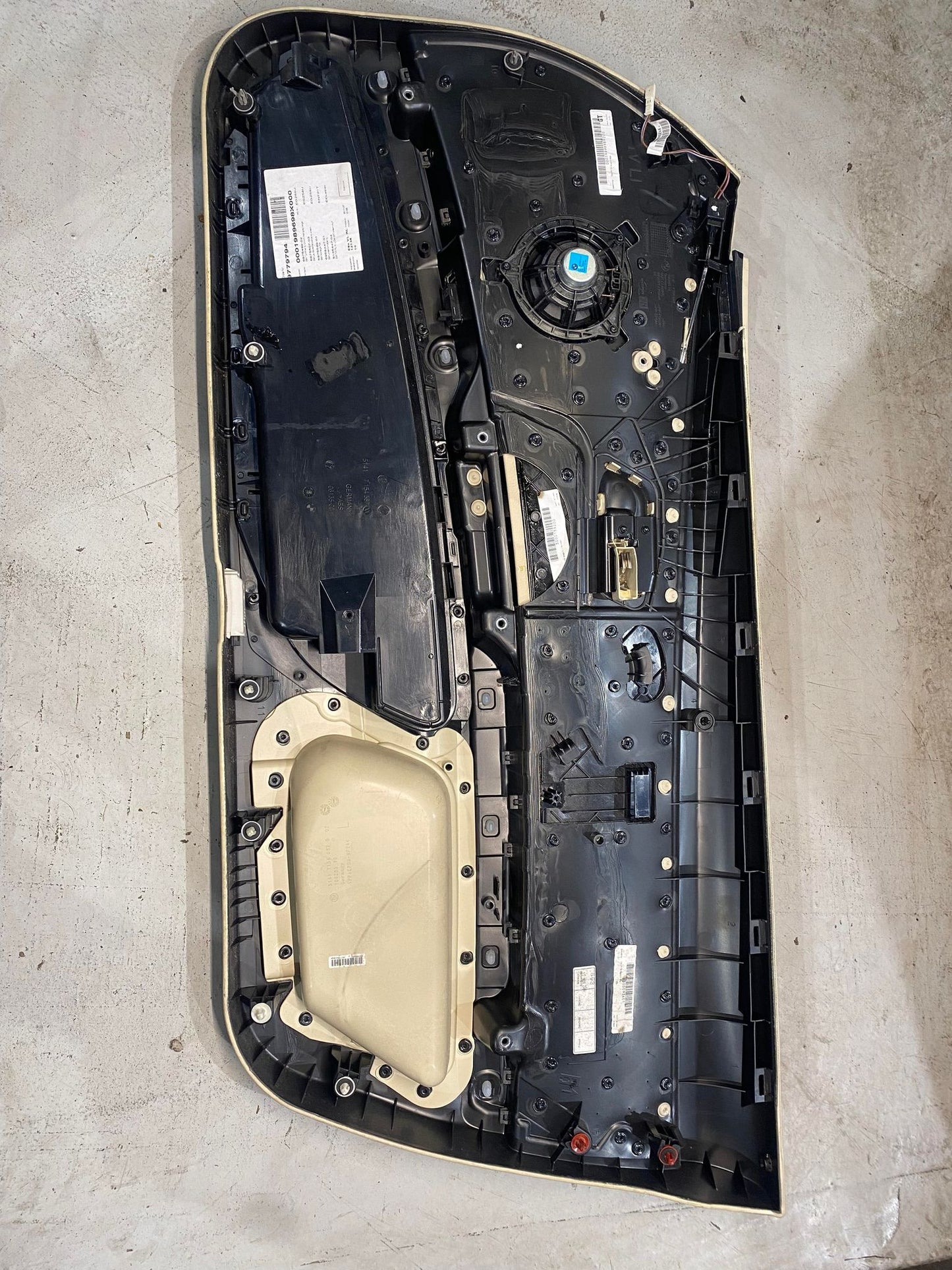 BMW 3 SERIES E93 E92 FRONT LEFT PASSENGER DOOR CARD