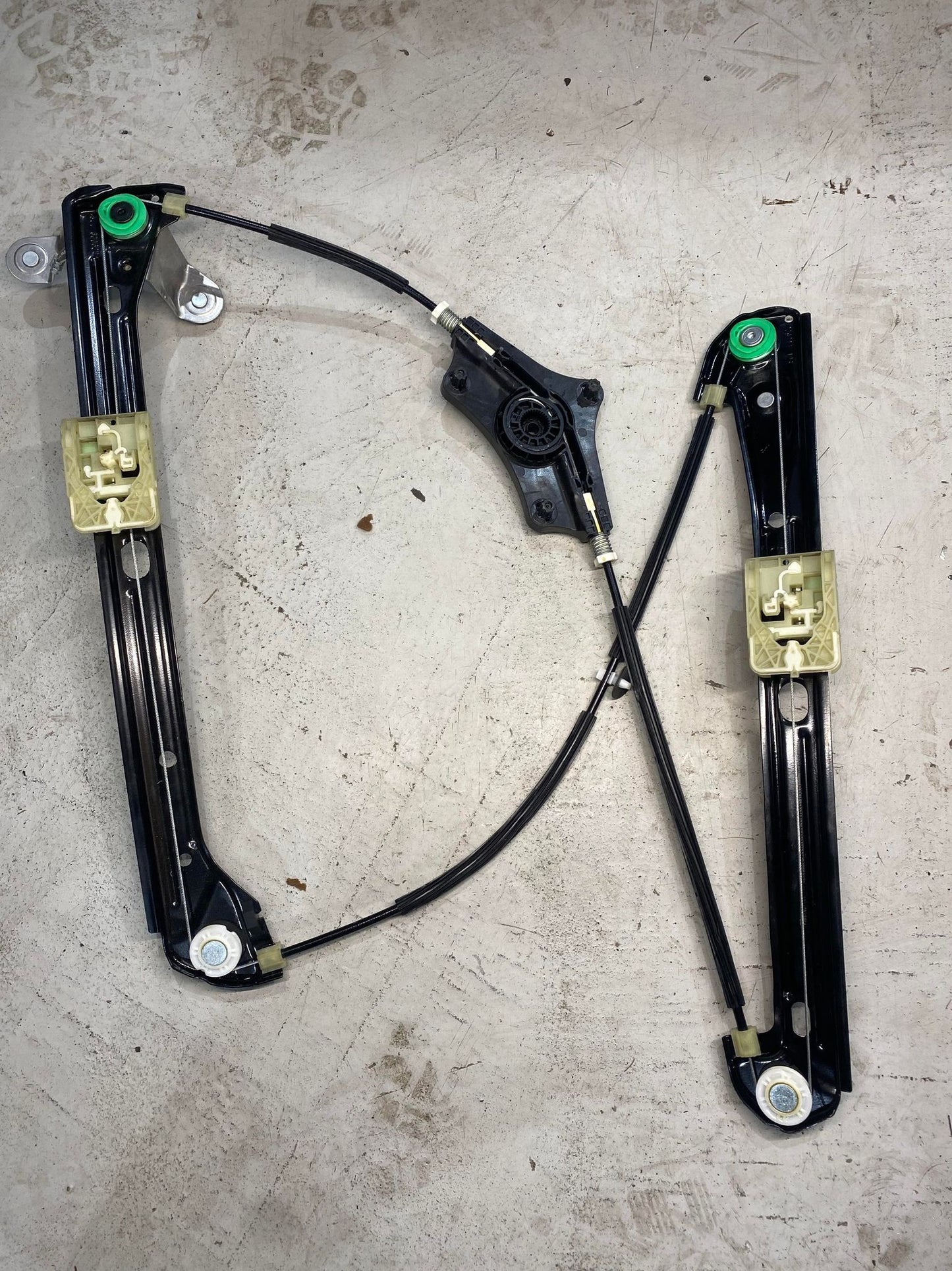 VW GOLF MK7 FRONT RIGHT WINDOW REGULATOR 5G4837462