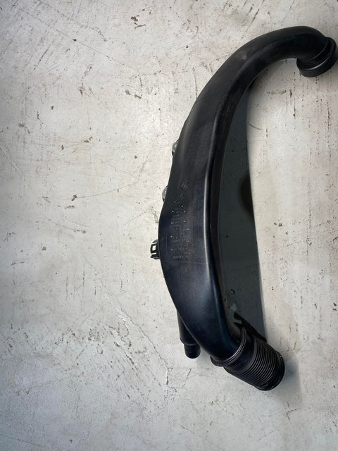 BMW 1 3 SERIES 135 335 N54 AIR INTAKE PIPE 7556550