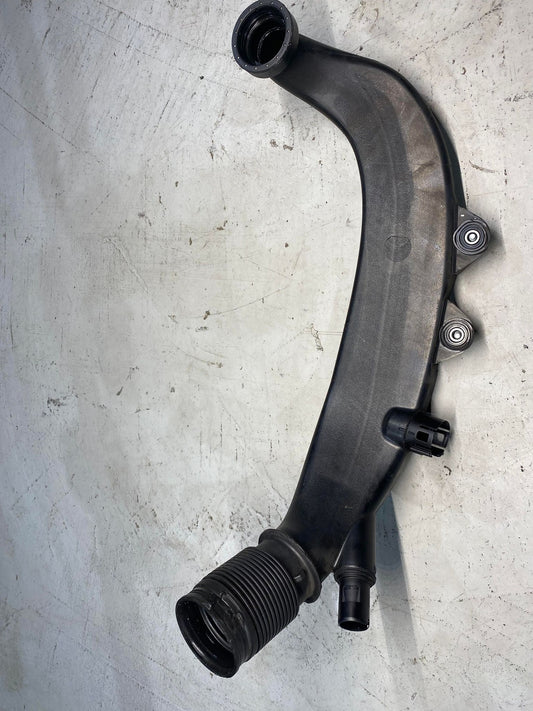 BMW 1 3 SERIES 135 335 N54 AIR INTAKE PIPE 7556550