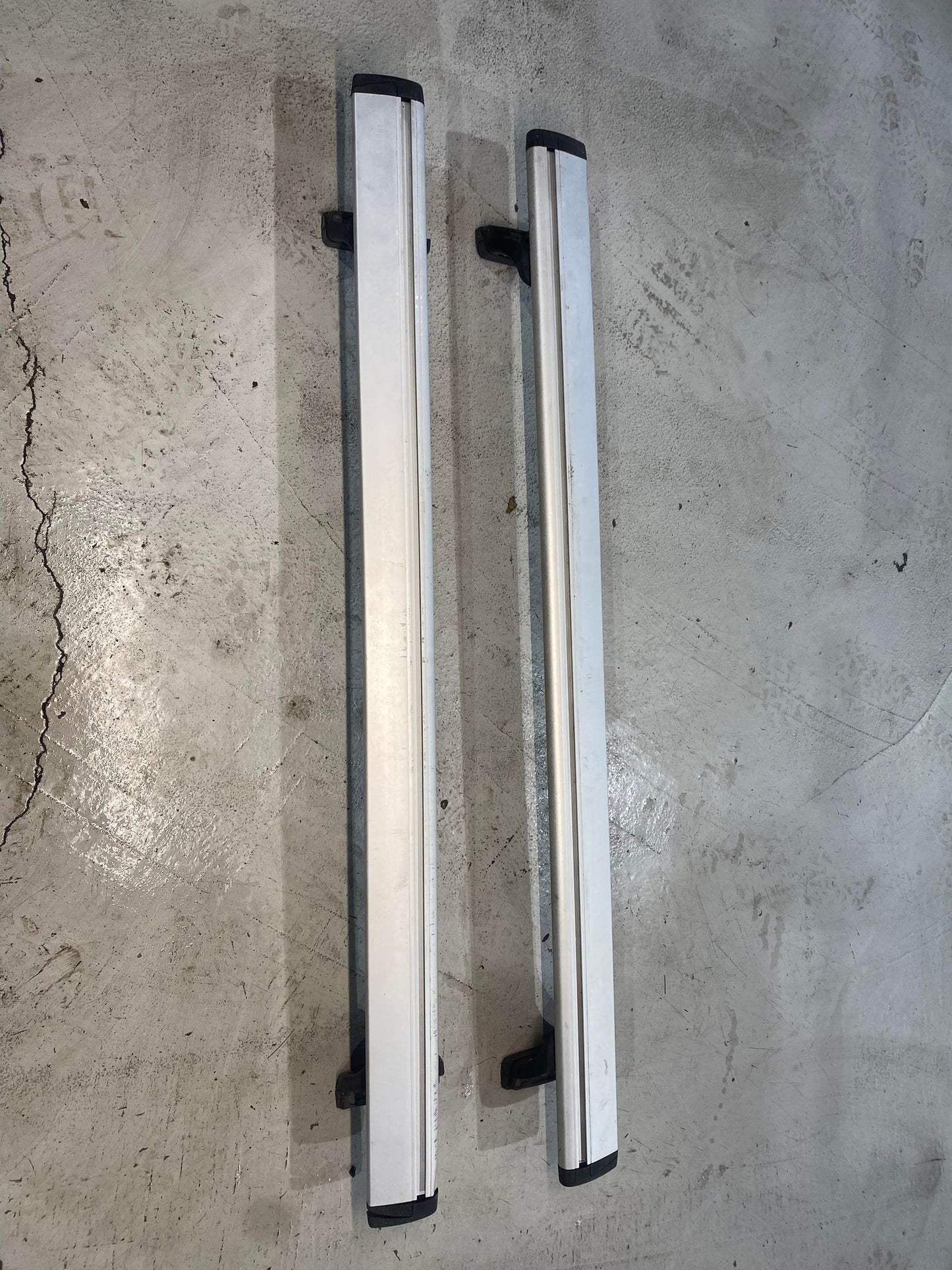 VW CADDY 2K THULE ROOF RACKS