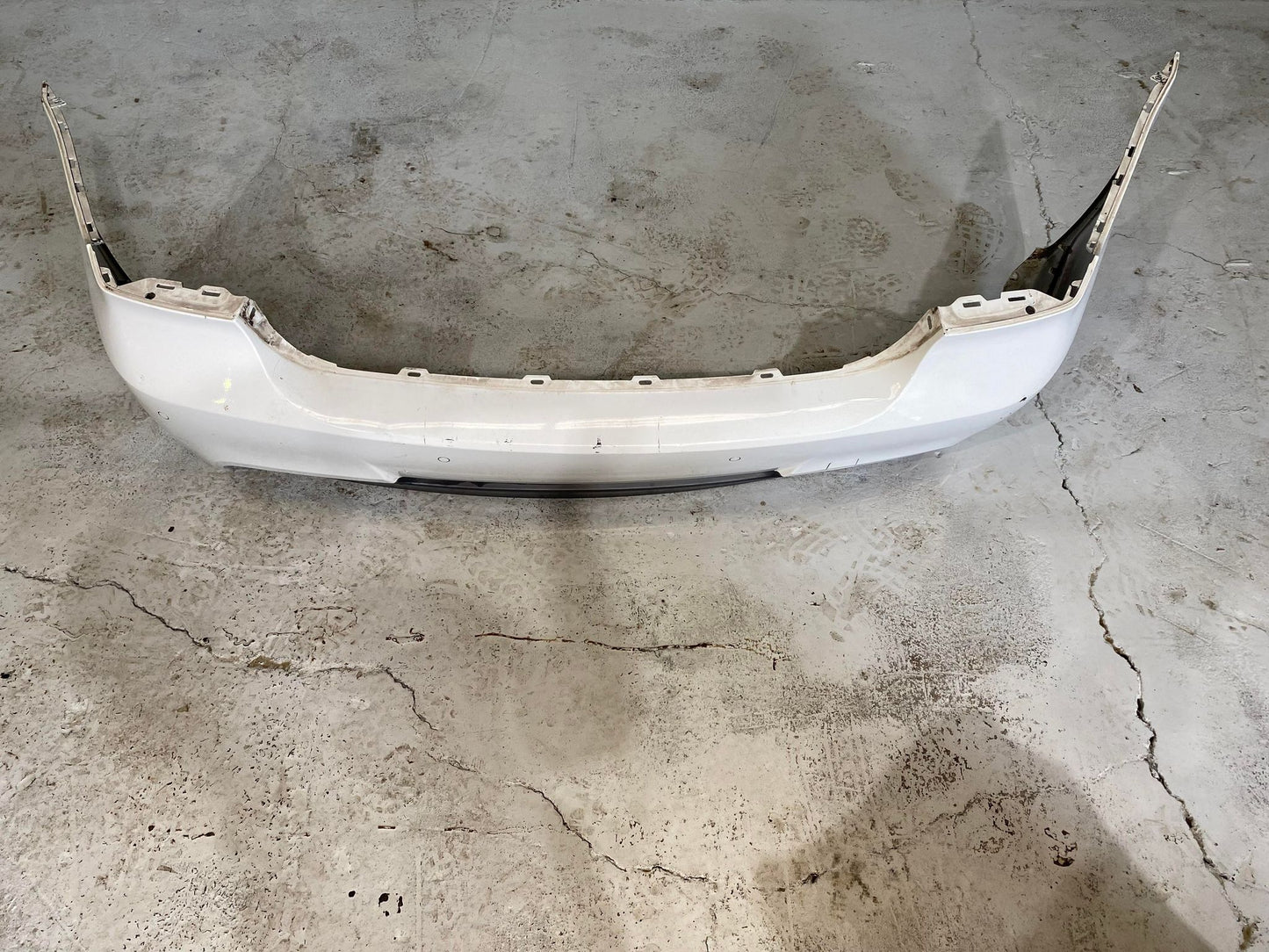 BMW 3 SERIES E90 REAR M-SPORT BUMPER WHITE 7906500 15657711