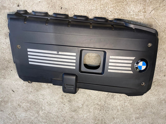 BMW 1 3 5 7 X SERIE N52 ENGINE COVERING 11127575032