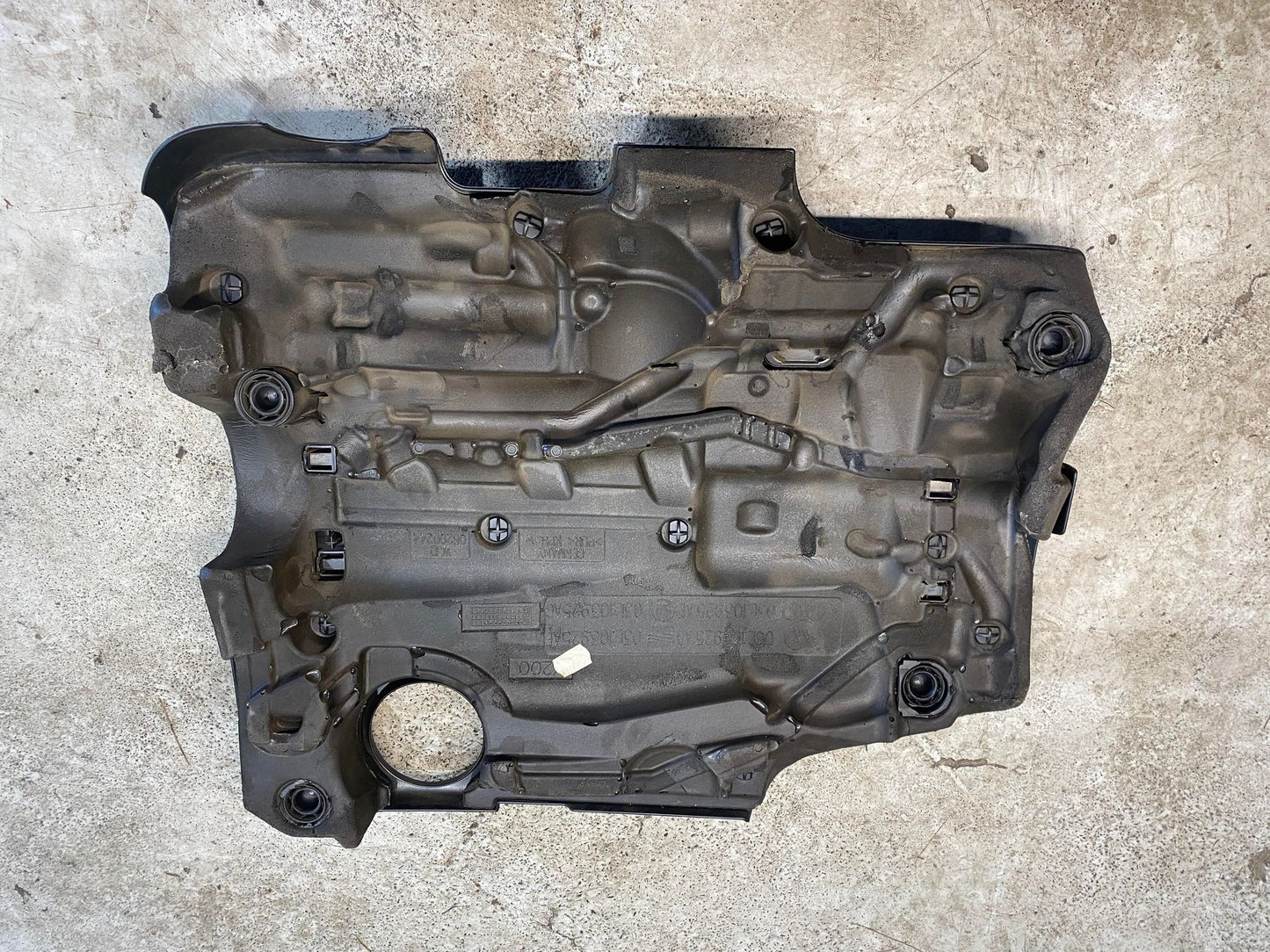 AUDI 2.0TDI A3 ENGINE COVER 03L103925