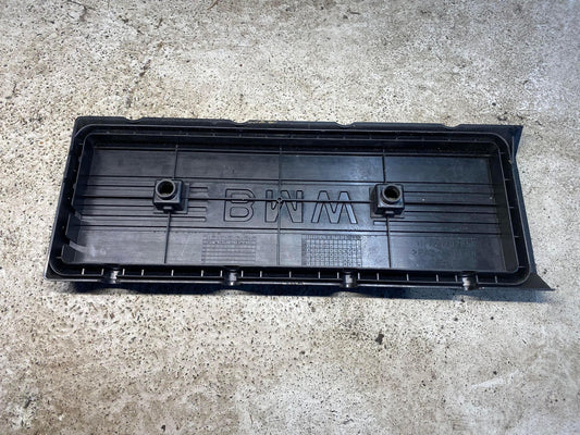 BMW 5 6 7 SERIES N62 M62 ENGINE COVERING 11121702856