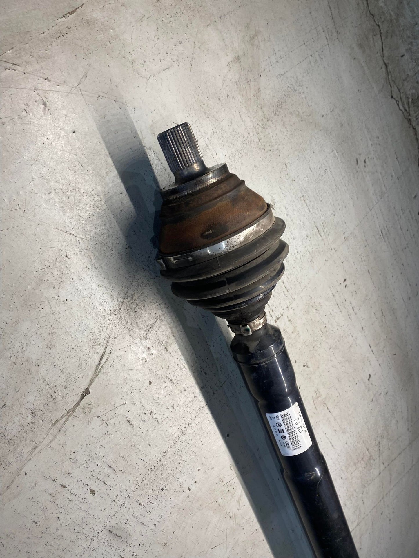 AUDI VW GOLF CADDY A3 PASSAT RHS RIGHT DRIVERS DRIVE SHAFT 1K0407272