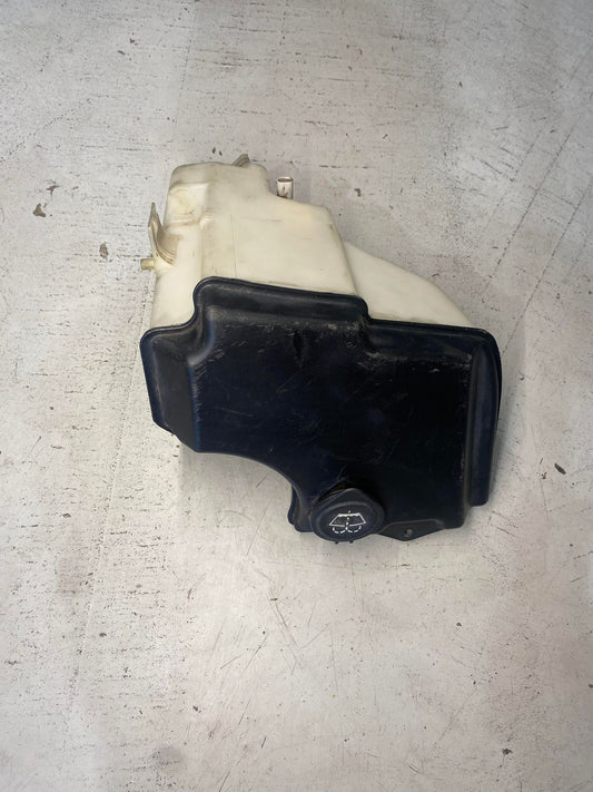 BMW 3 SERIES E46 WINDSCREEN WASHER FLUID BOTTLE 7007970