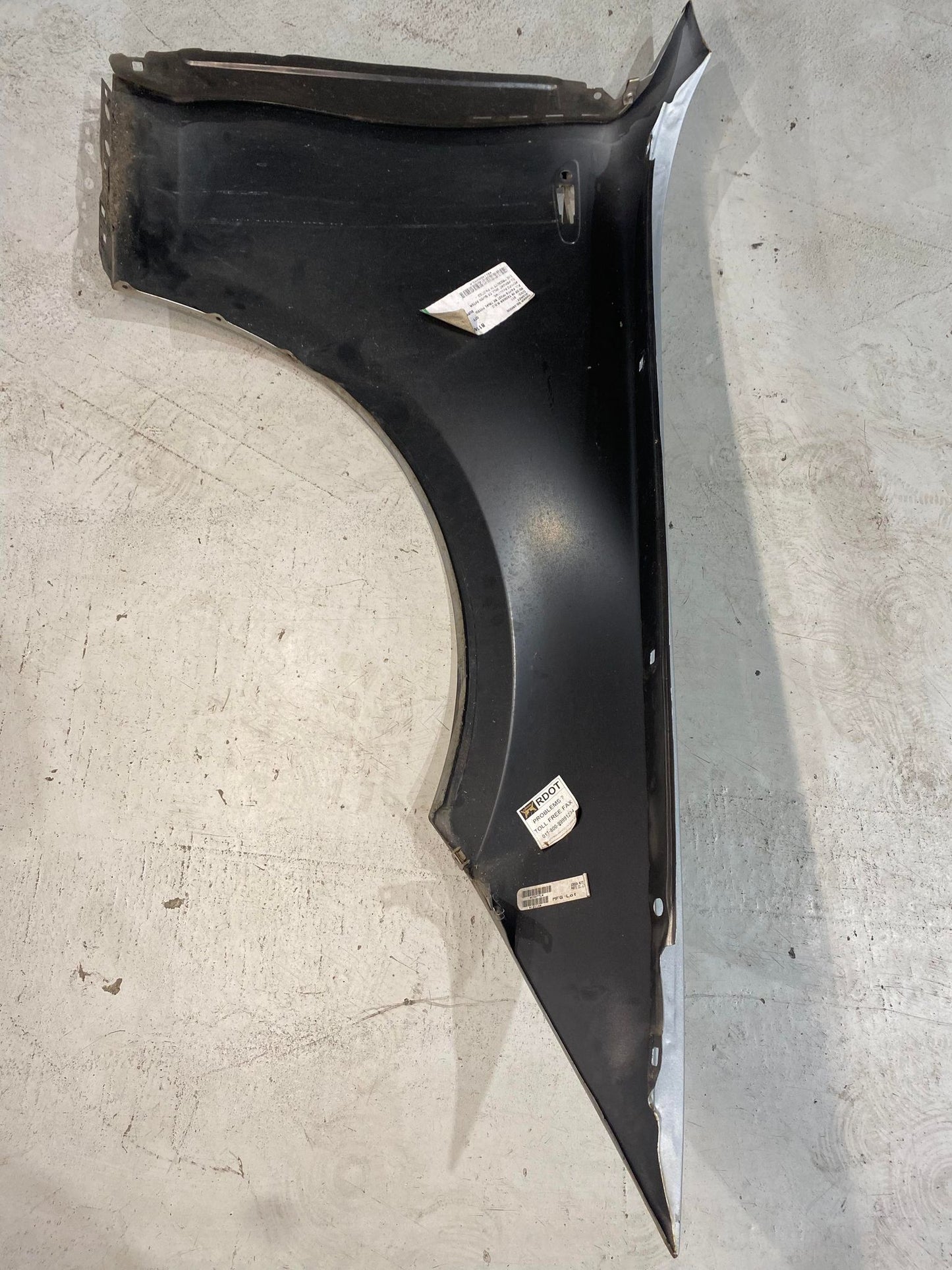 BMW 1 SERIES E82 E87 E88 FRONT LEFT GUARD SILVER