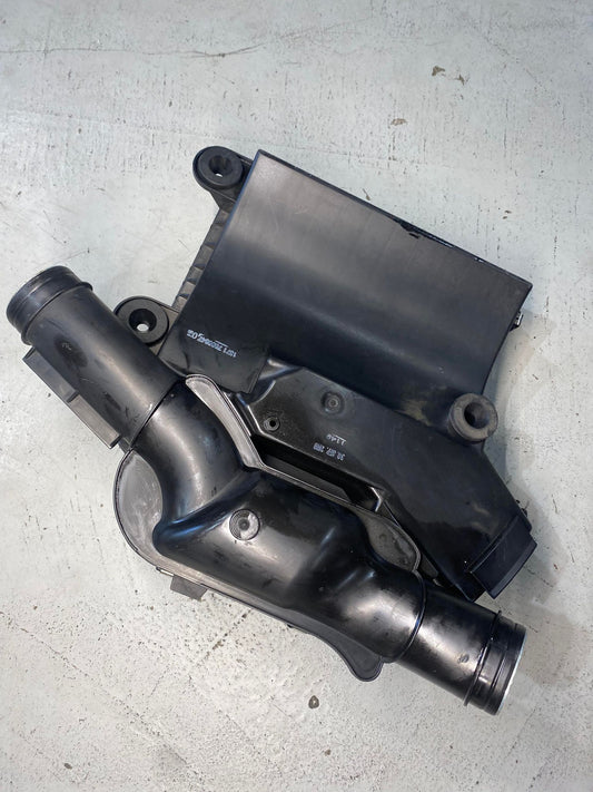 BMW 1 3 SERIES N54 135I 335I AIR INTAKE 7556547