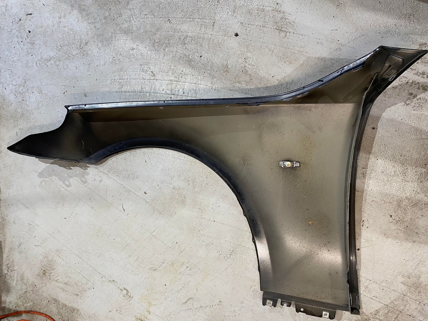 BMW 5 SERIES E60 E61 FRONT RIGHT GUARD