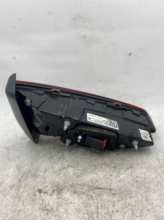 AUDI A5 8T REAR RIGHT INNER TAIL LIGHT 8W6945094