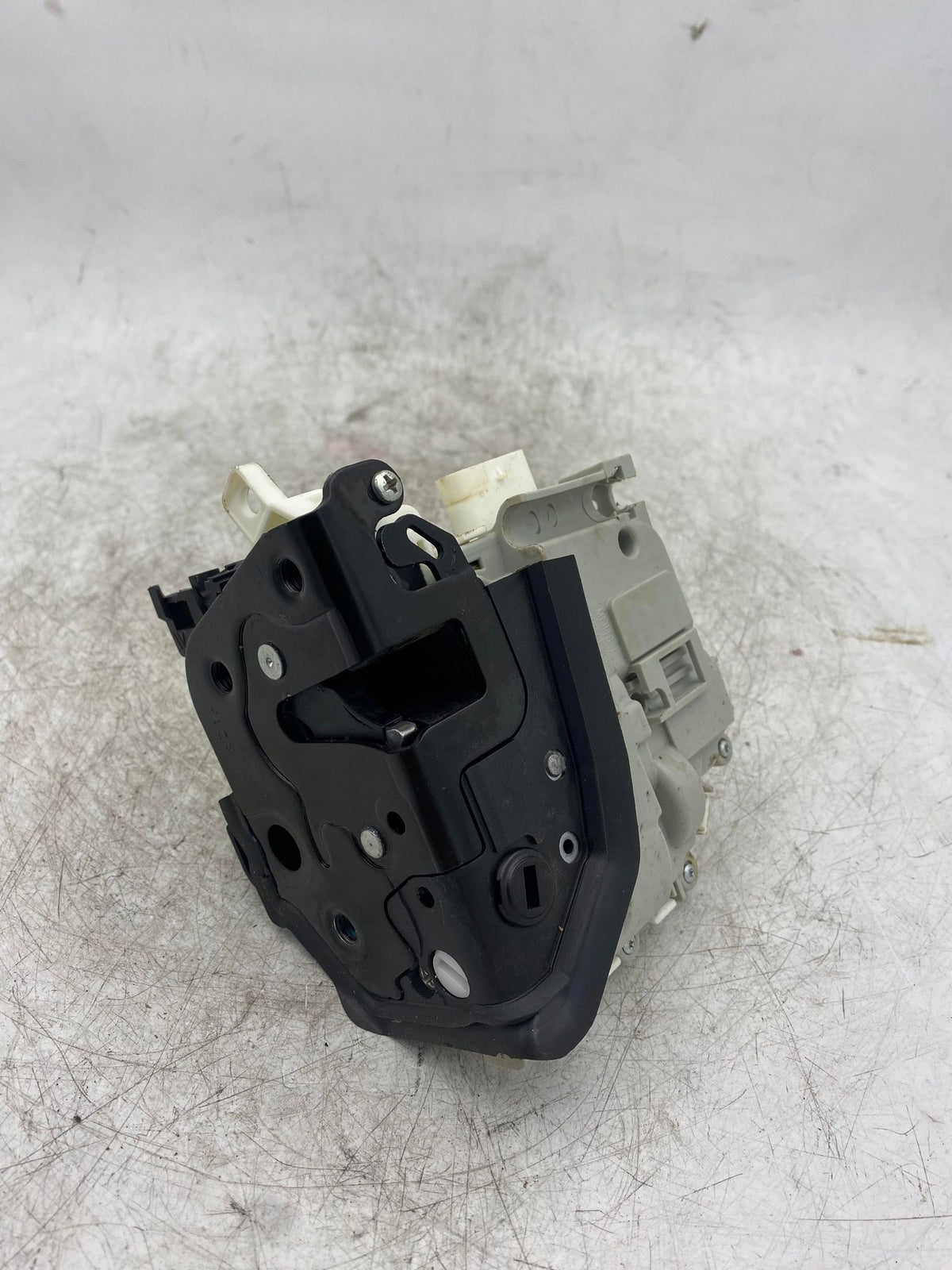 AUDI A5 8T REAR RIGHT DOOR LOCK ACTUATOR 8X2839016
