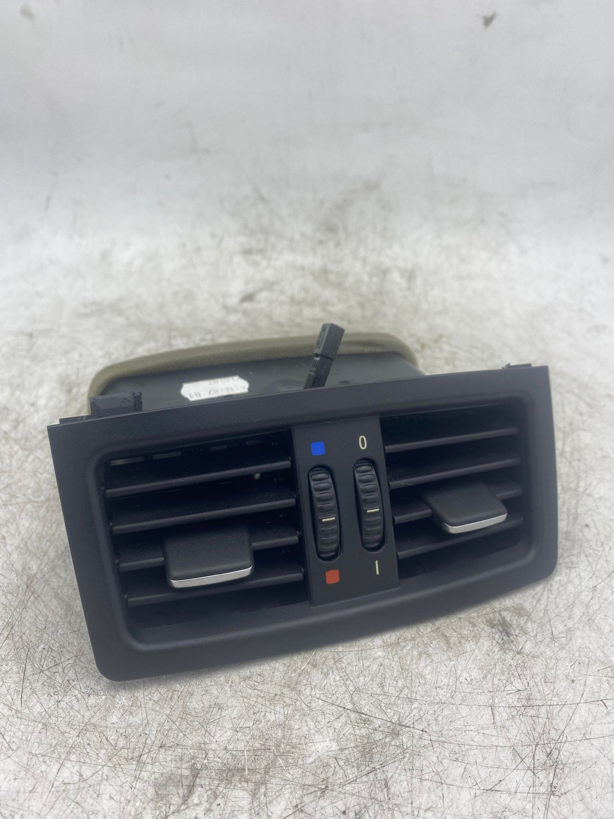 BMW 3 SERIES E90 E91 REAR CENTRE CONSOLE AIR VENT BLACK 7129556