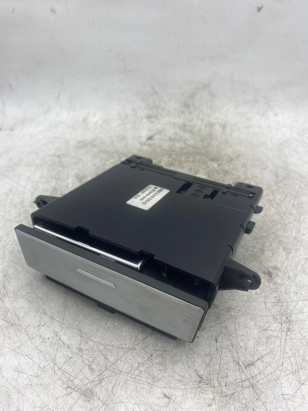 BMW 5 SERIES E60 CENTRE CONSOLE ASHTRAY COMPARTMENT
