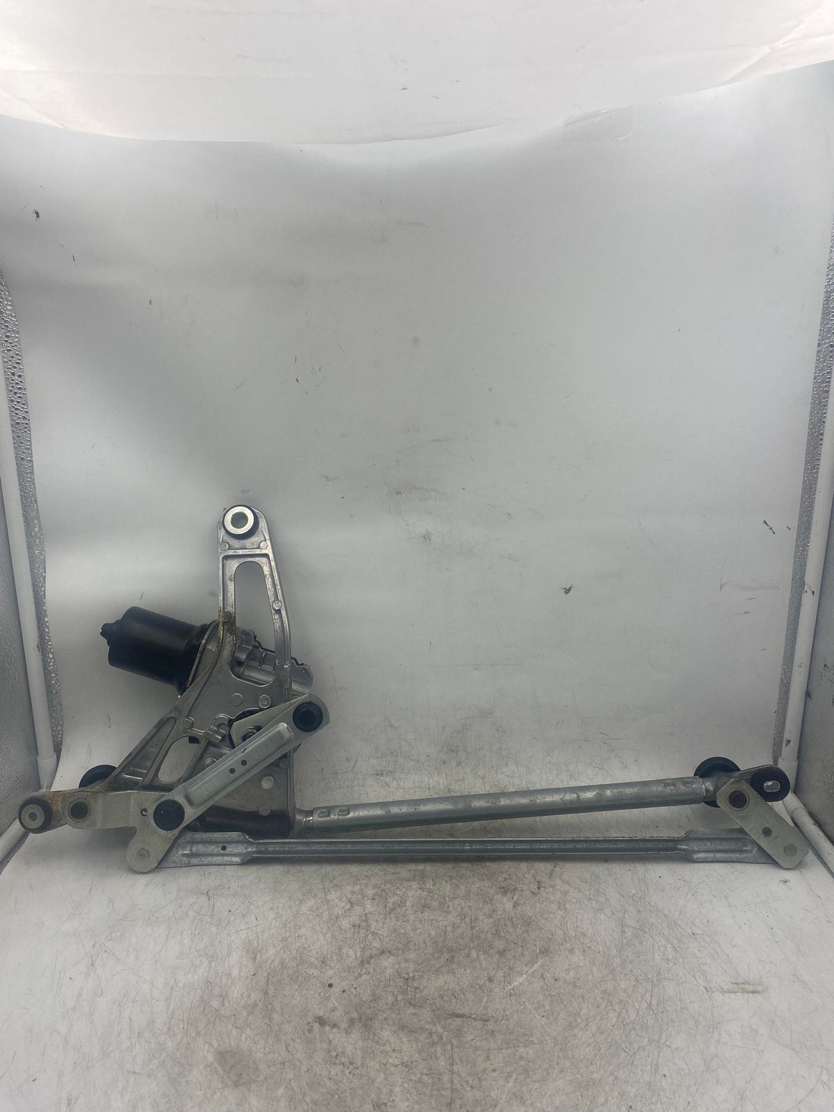 AUDI A5 8T WINDSCREEN WIPER MOTOR 8W6955119