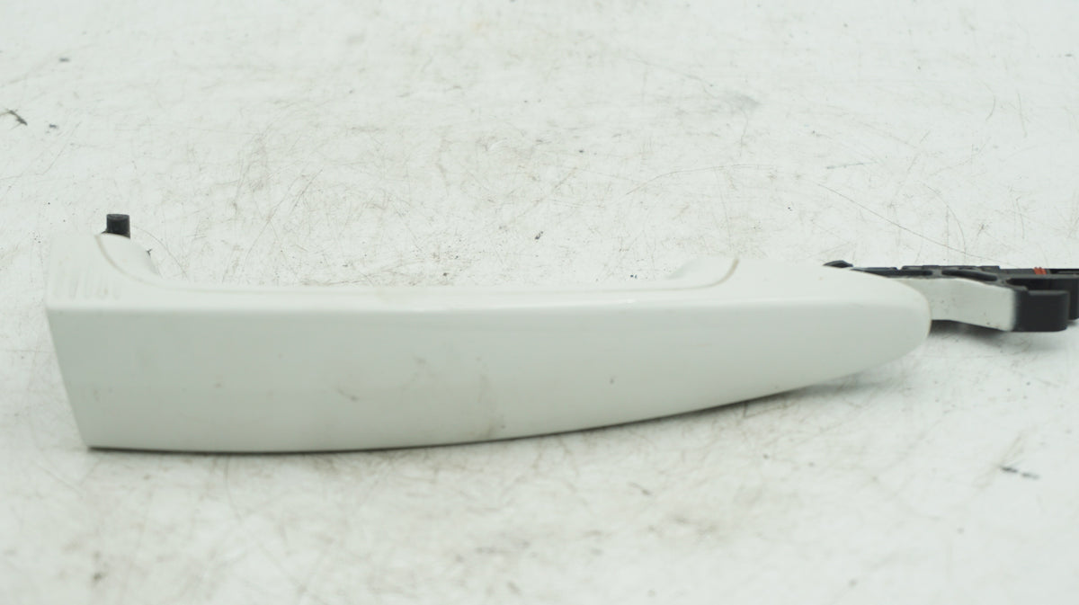 BMW 1 SERIES E88 RHS DRIVERS COMFORT ACCESS DOOR HANDLE 7154064 - LRI Autoparts