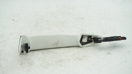 BMW 1 SERIES E88 RHS DRIVERS COMFORT ACCESS DOOR HANDLE 7154064