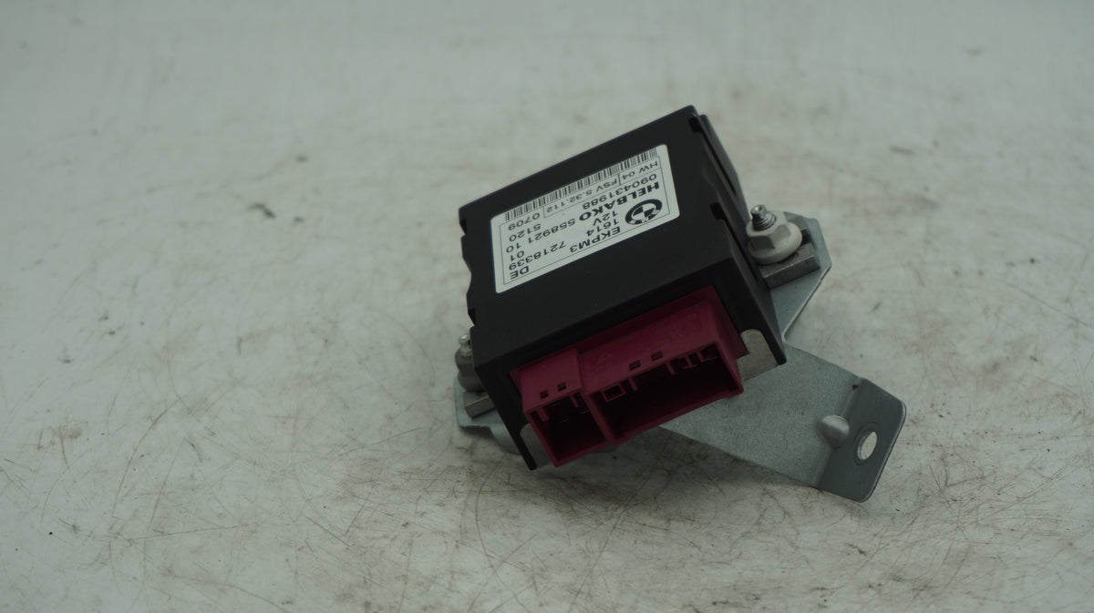 BMW 1 3 SERIES E82 E87 E88 E90 E92 FUEL PUMP CONTROL MODULE 7218339