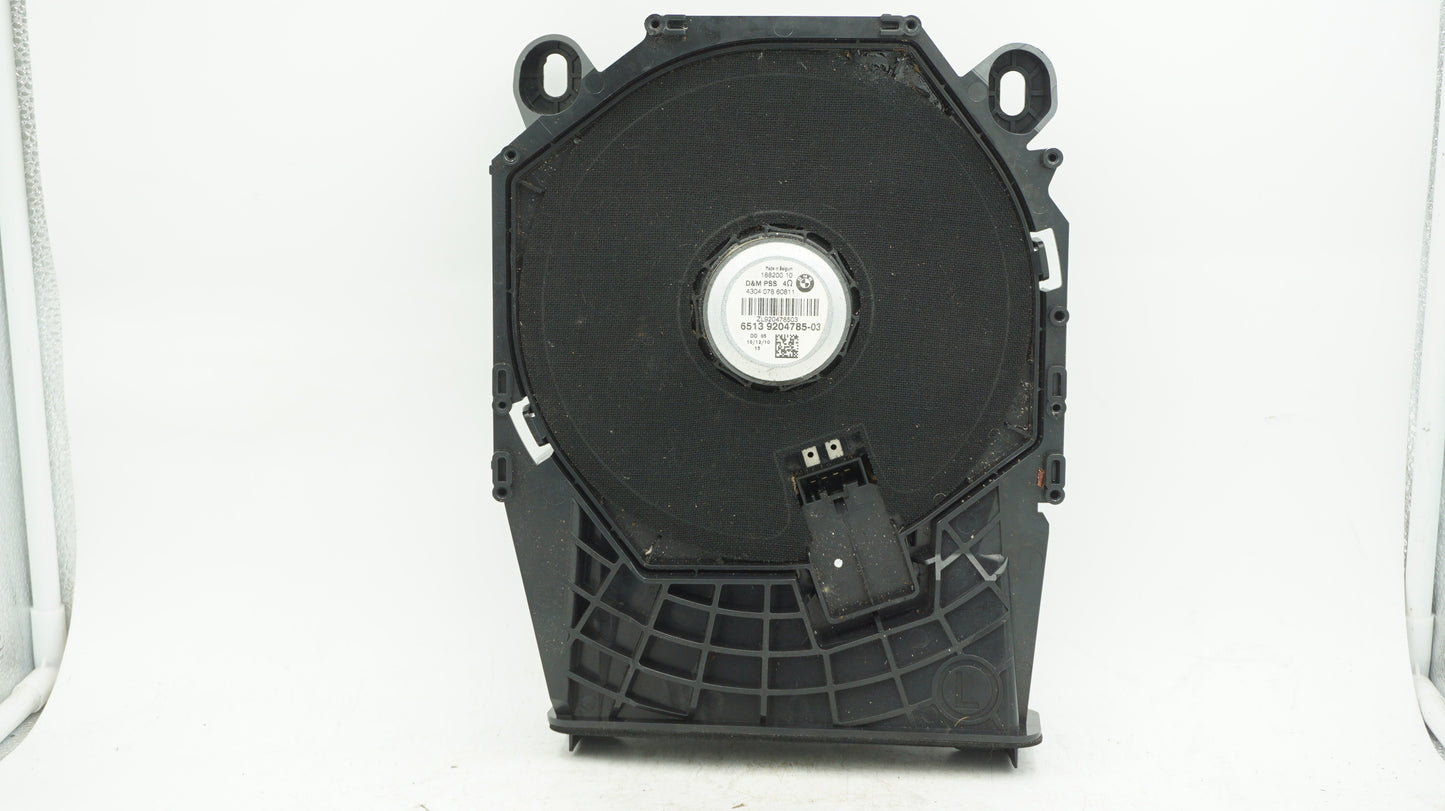 BMW E82 E87 E88 E90 E91 E92 LEFT PASSENGER UNDER SEAT SUBWOOFER 9204785