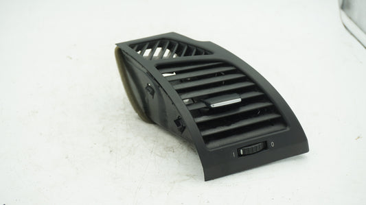 BMW 1 SERIES E82 E87 E88 RIGHT AIR VENT 7059188