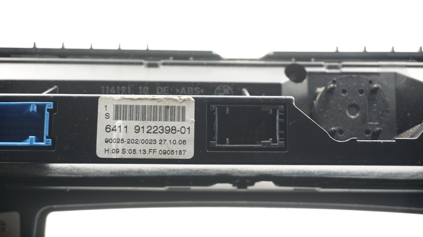 BMW 5 SEREIS AIR CONDITIONING CONTROL UNIT 9122398