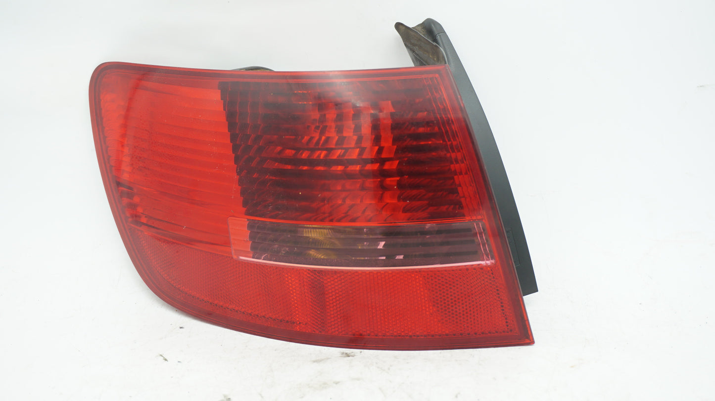 AUDI A6 C6 REAR LEFT TAIL LIGHT 89034302